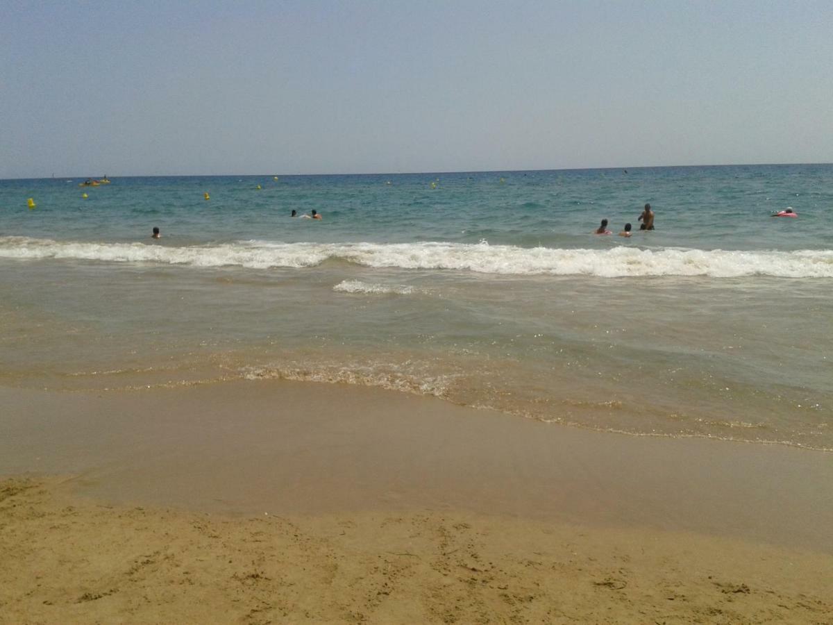 Ultramar Apartment Torredembarra Bagian luar foto